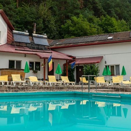 Pensiunea Alpin Păltiniş Kültér fotó